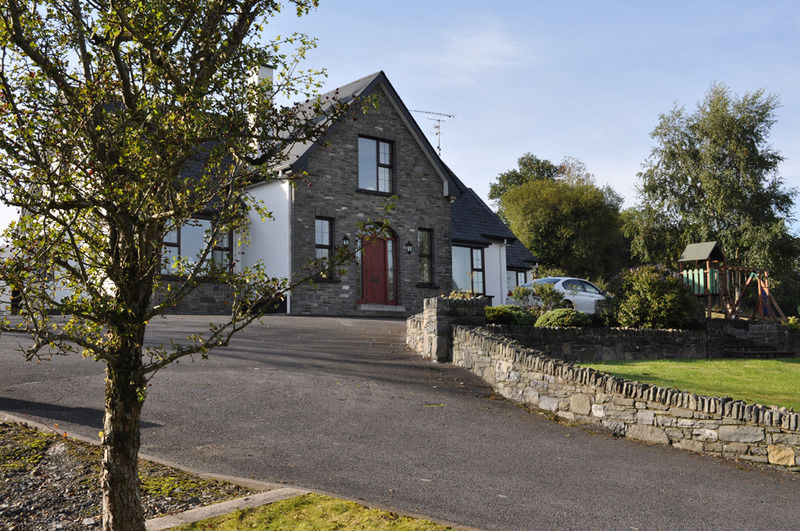 Milltown House Acomodação com café da manhã Donegal Town Exterior foto